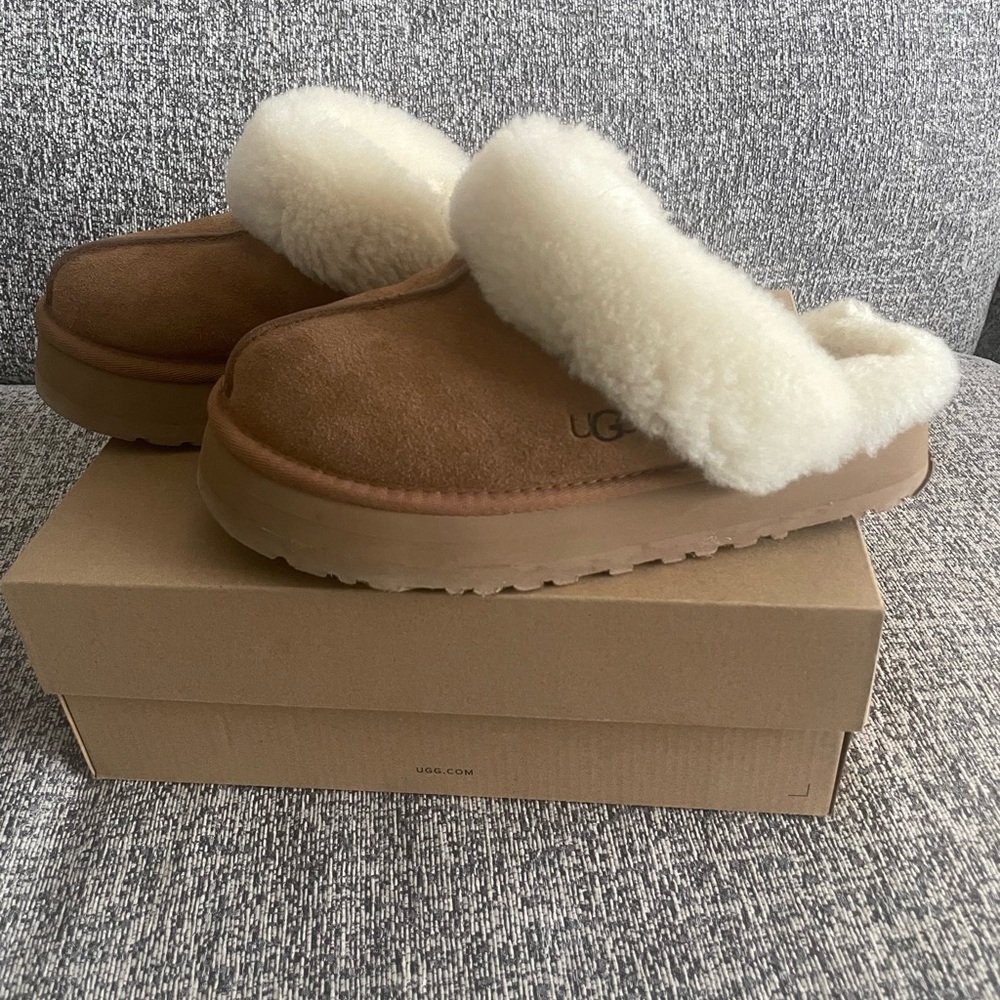 UGG Chestnut Suede Shearling Clogs Platform Size … - image 3